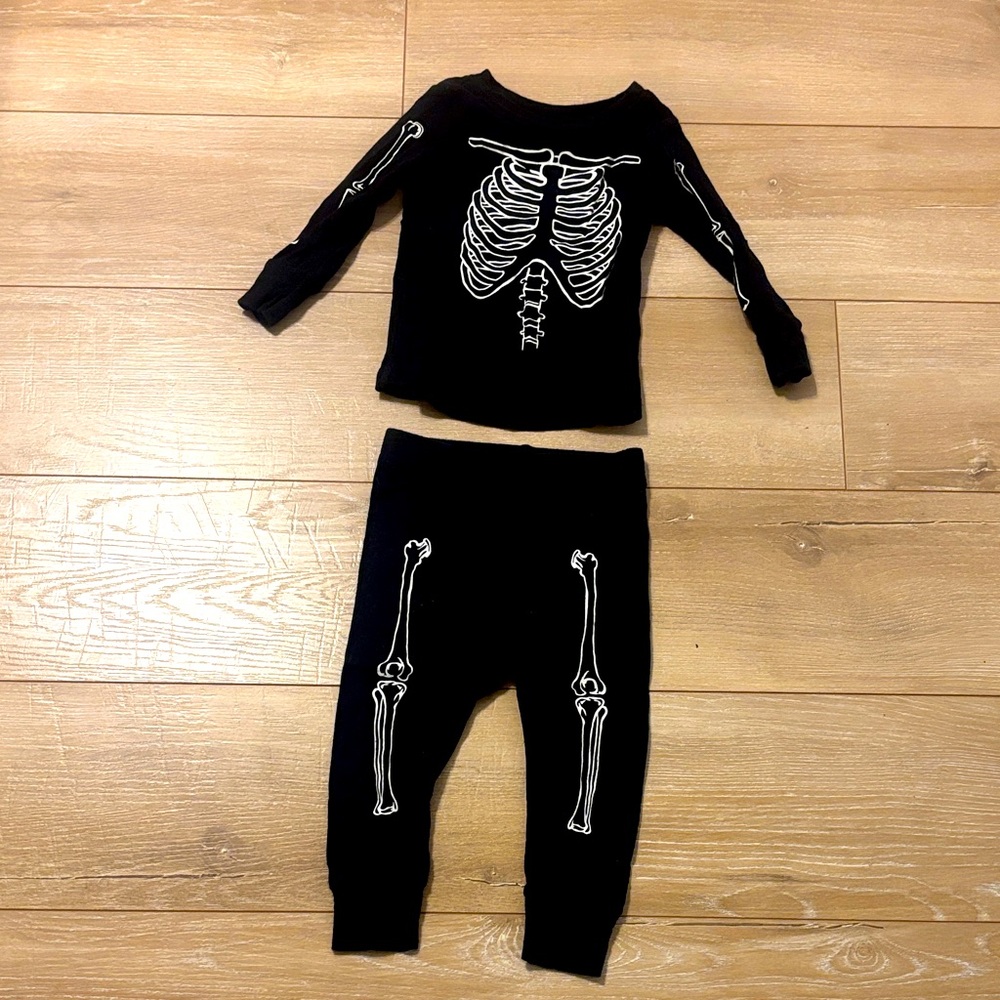 Old Navy Black Skeleton Baby 2 Piece Halloween Outfit